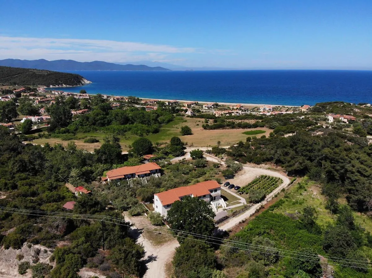 Dionysus Apartments & Suites  Ierissos